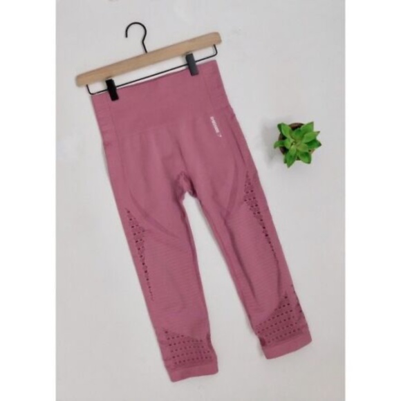 Gymshark Pants - GYMSHARK Energy+ Seamless Cropped Leggings Pink High Waist Gym Workout ~ Small